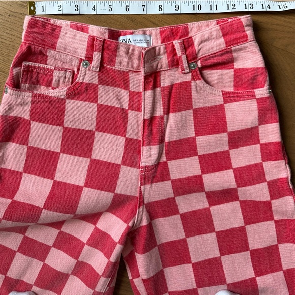 Zara Checkered Pink & Red Cotton Wide Leg Jeans - Like New - Size 4 - Picture 3 of 7